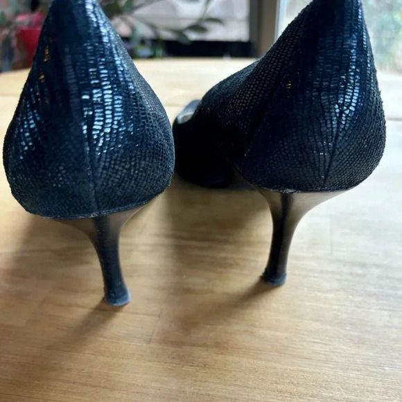 Calvin Klein Dolly Kidskin Classic Black Shiny Snake Pumps Size 9.5M Style E3706 - Picture 9 of 12